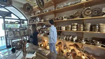 Van’da ömrünü tamamlamış ceviz ağaçları dekoratif ürünlere dönüşüyor