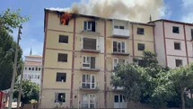 Çanakkale’de boş apartmanda çıkan yangın korkuttu