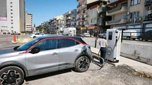Efeler Belediyesi’nin elektrikli araç şarj istasyonları hizmette
