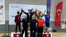 Yunusemreli güreşçilerden Uşak’tan 3 madalya