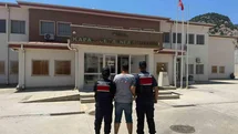 Kuşadası'nda Uyuşturucu Satıcısı Yakalandı