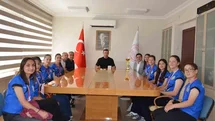 Emet'te Voleybol Takımı Ödüllendirildi