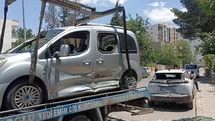 Batman’da otomobil ile hafif ticari araç çarpıştı: 1 yaralı