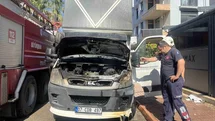 Antalya'da Nakliye Kamyonu Yangını