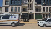 Evinde silahla vurulmuş halde bulunan kadın kurtarılamadı