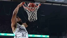 Fenerbahçe Beşiktaş'ı Yendi, Durum 2-1 Oldu
