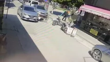 Bisikletiyle aniden yola çıkan çocuğa otomobil çarptı