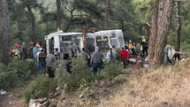 İzmir'de İşçi Servisi Devrildi