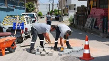 Darıca’da 100 kişilik ekiple yaz temizliği sürüyor