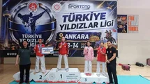 Sivaslı karateciler Ankara’dan madalyalarla döndü