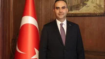 Bakan Kacır: "Fransa’daki 1 milyar doları aşan Türk yatırımları ve burada yaşayan 800 binden fazla vatandaşımız ülkelerimiz arasındaki bağları daha da zenginleştirmektedir"