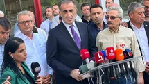 İzmir'de CHP Olağanüstü Toplantı Gerçekleştirildi