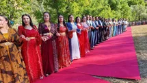 Şırnak’ta en uzun halay kuyruğu