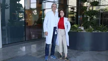 İzmir'de Baba-Kız Sağlık Alanında Birlikte Çalışıyor