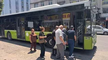 Adana'da Sıcaklarda Dolmuş Sorunu