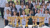 Çamlıca Koleji 332 lisanslı öğrenciyle 17 kupa ve 148 madalya kazandı
