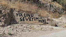 İzmir'de Bozuk Yol İsyanı
