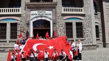 Kastamonulu öğrencilere Ankara gezisi