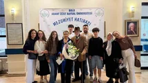 76 yaşında üniversiteden mezun oldu, azmiyle gençlere taş çıkarttı
