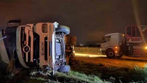 Afyonkarahisar'da Tır Kazası: 5 Yaralı