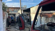 Balıkesir'de Depo Yangını Paniğe Neden Oldu