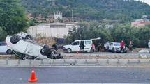 Mersin'de Trafik Kazası: 2 Yaralı