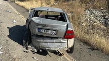 Adıyaman'da Çekici ve Otomobil Çarpıştı