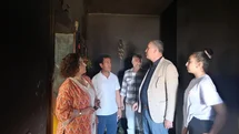 Ağrı'da Yangından Etkilenen Aileye Destek