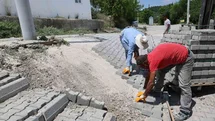 Şehzadeler'de Kilit Parke Taşı Yenileme Çalışmaları