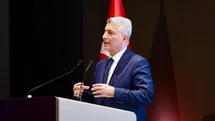 Ticaret Bakanı Ömer Bolat: "Türk otomotiv sektörü son 20 yılda 19 kez ihracat şampiyonu olmuştur"