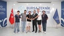 Bursa'da 12. Rektörlük ve Gençlik Kupası Ödülleri Verildi