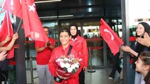 Ayşegül Açık Kayseri'de Coşkuyla Karşılandı