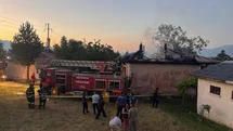 Erzincan'da Yangında Emekli Öğretmen Hayatını Kaybetti