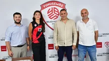 Yunusemre'de Genç Voleybolcu Kaldı