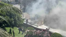 Nostalji tramvayında yangın: Esnafın dikkati tramvayı kül olmaktan kurtardı