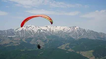 Muş'ta Yamaç Paraşütü Yarışması Başladı