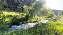 Niğde'de Uzandı Vadisi Ziyaretçi Akınına Uğruyor