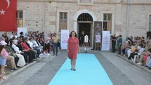 Sinop'ta "Sinop Kırmızısı" Defilesi Büyük İlgi Gördü