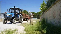 Manisa'da Yol Kenarları Temizlendi