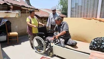 Elazığ'da Engelli Bakımı Yapıyor