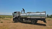 Adilcevaz'da Ot Yangını Korkuttu
