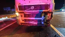 Bolu'da Tırla Otomobil Çarpıştı