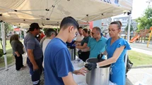 Yunusemre'de Aşure Dağıtımı Başladı