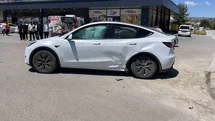 Sivas’ta otomobiller çarpıştı: 3 yaralı