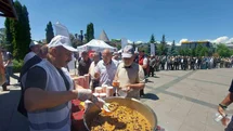 Erzurum'da Aşure Dağıtımı Yoğun Geçti