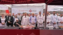 İstanbul'da 20 Bin Kişilik Aşure İkramı