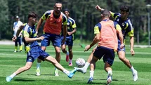 Fenerbahçe Sezon Hazırlıklarına Devam Ediyor