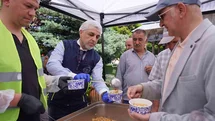 Erzurum'da Aşure İkramı Yapıldı