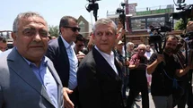 CHP Grup Başkanı Özel, Selahattin Demirtaş’ın selamını Diyarbakırlılara iletti