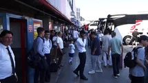 İstanbul'da Otogar Yoğunluğu Başladı